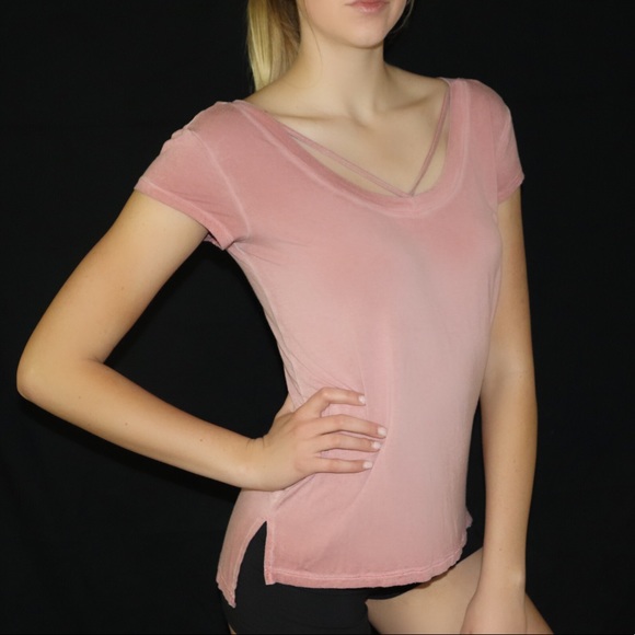 Pink Tee from American Eagle - Picture 2 of 3